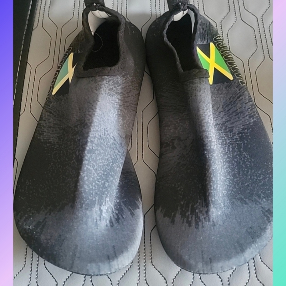 Jamaican men’s water shoes